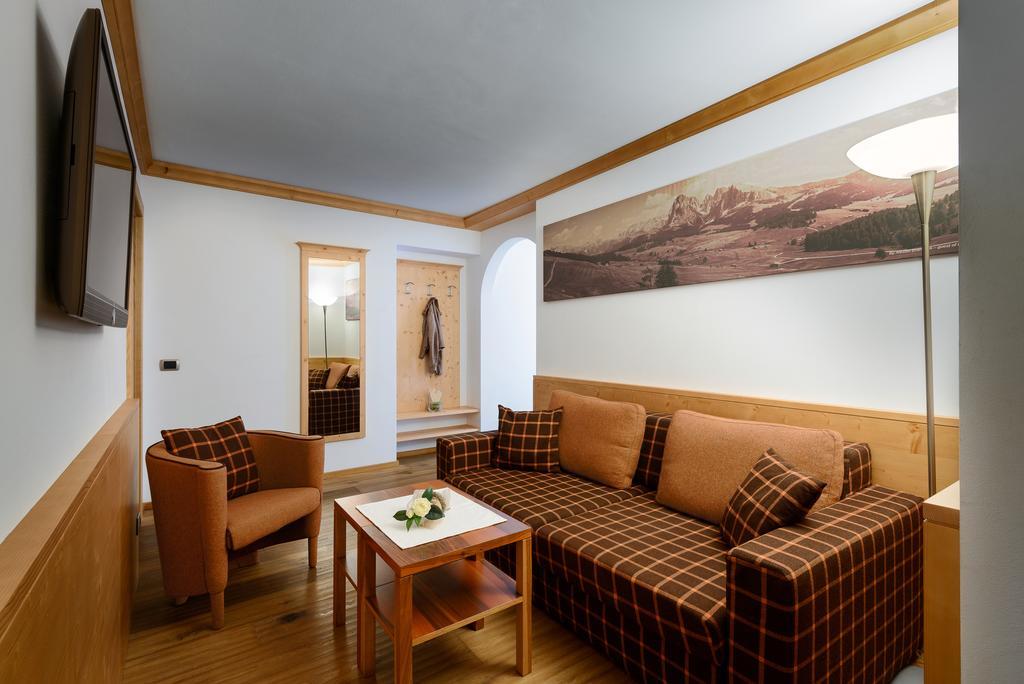 Residence Sovara Santa Cristina Val Gardena Phòng bức ảnh